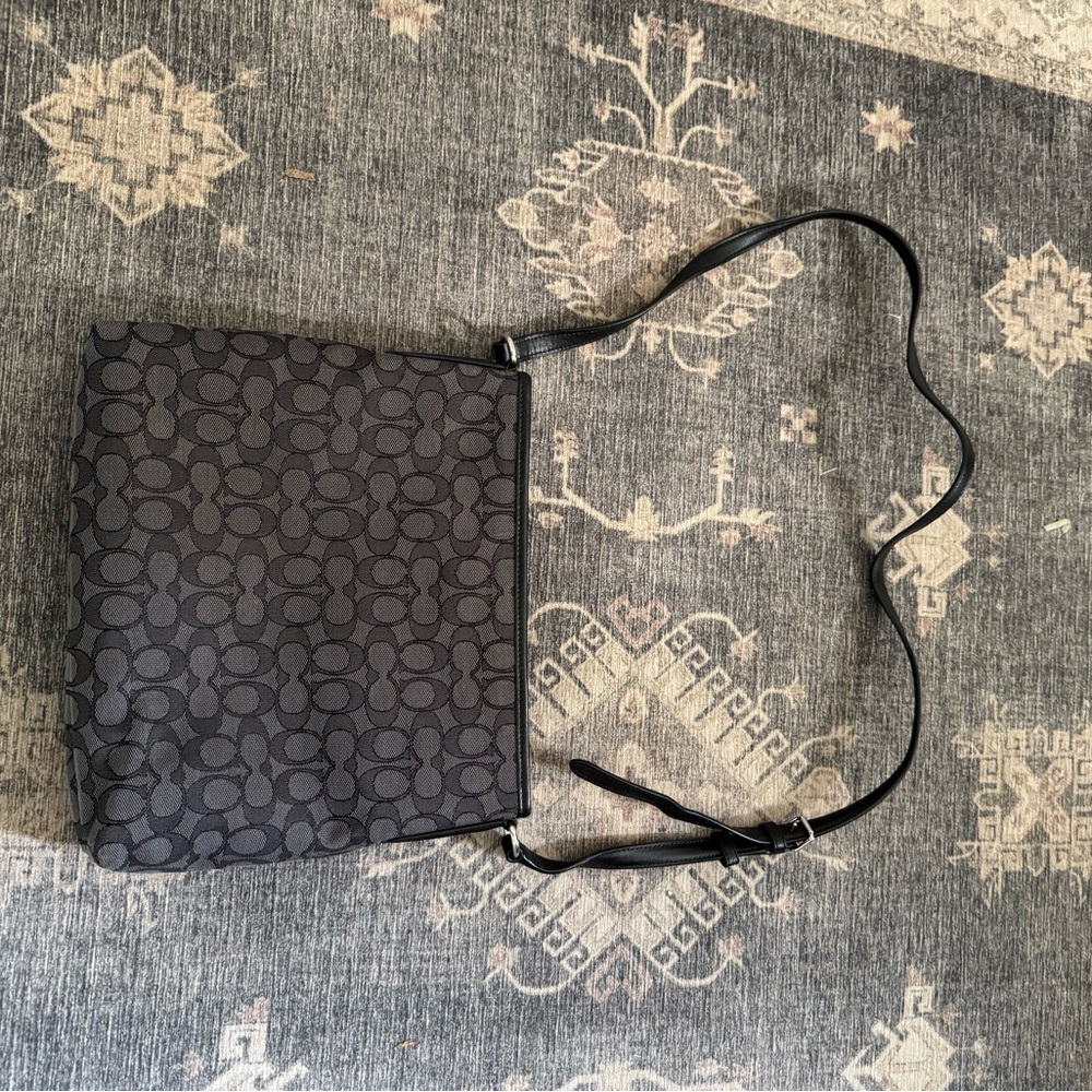 Coach Black Leather Crossbody Bag with Embossed Logo - Picture 5 of 5
